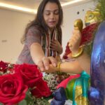 Gurdeep Kohli Instagram - Rehna saath Hamesha…🤗 Faith…grateful…. Blessed🙏🏻🙏🏻🙏🏻 My Ganesha 2022. #baapamorya🌺🙏 #myfavouritefestival❤️❤️❤️ #happyganeshchaturthi❤️ #festivalvibes