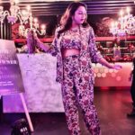 Gurdeep Kohli Instagram - Bling it on….🌟🌟⭐️⭐️⚡️⚡️ #instagramphotography #nosmilezone🚫 #poser #nightout🍸 Outfit: @wear_yourstory
