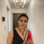 Gurdeep Kohli Instagram - Diwali still hanging around… This Diwali was special we moved into our new home…. It’s so much fun settling in ,creating new spaces for some old some new pieces. Still lots to do… wanna give attention to every nook n corner… putting my best together. Extremely grateful for our new beginnings. Happy Diwali once again🪔🪔🪔🪔 Wish u all love light n lots of laughter🧿🧿