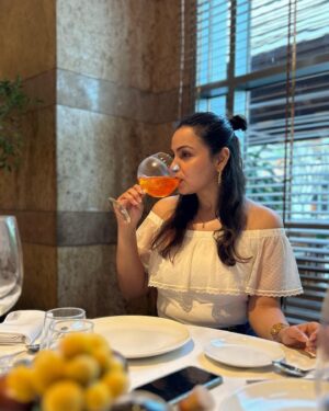 Gurdeep Kohli Instagram - Here's to January
You belong to me❤️❤️❤️🌈🧿
#mybirthdaymonth #aperolspritz🍹#lunchscenesbelike #selflovemonth❤️ #newyearnewbeginnings🧿🧿