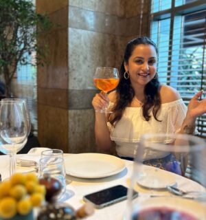 Gurdeep Kohli Instagram - Here's to January
You belong to me❤️❤️❤️🌈🧿
#mybirthdaymonth #aperolspritz🍹#lunchscenesbelike #selflovemonth❤️ #newyearnewbeginnings🧿🧿