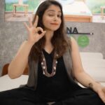 Gurdeep Kohli Instagram - @gurdippunjj popped by and we were thrilled to take her through our new Experience Centre in Kandivali! From our signature Doctor Recommended Orthopedic Mattresses to Cosy Recliners, there is indeed something for all your sleep and comfort needs 🙌🏻 When are you visiting? #NothingLikeDuroflex #DuroflexMumbai #MattressShopping