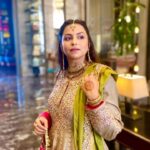 Gurdeep Kohli Instagram - I love my Punjabi suits❤️ Wearing @heenakochharofficial #punjabisuit #bigfatpunjabiwedding🎊🎉 #kudipunjaban #indianwear #designerwear