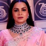 Gurdeep Kohli Instagram - #Bhoomi says a big thankyou for pouring out so much love for Vanshaj ….keep watching at 10 pm Vanshaj Mon -sat only on @sonysab #10matlabvanshaj #actorslife🎬 #familydrama @swastikproductions
