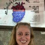 Guta Stresser Instagram – Na saída do ensaio, ontem, sextando da melhor maneira, trabalhando com o que amo com gente boa da melhor qualidade no @teatroguaira (onde estaremos em cartaz com Os Analfabetos no #miniguaíra no #fringe no @festivaldecuritiba e onde estamos ensaiando a peça #bomcrioulo para logo após o Festival no Teatro Zé Maria. Muito feliz de estar fazendo TEATRO em CURITIBA ❤️
.
.
.
.
#gutastresser #ensaios #atriz #teatro #profissãoartista #teatrosim #cultura #arte #artescênicas #trabalhadoresdacultura