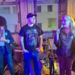 Guta Stresser Instagram - Minha turma da política aqui em Curitiba é incrível!!! O coletivo das culturas e a turma do mandato da cultura! Aqui em evento de pré lançamento da candidatura do @vladurban666 com seu #ColetivoDasCulturas , a Rubia, a Preta, o Angelo, o Esturilho, o Jeffe, a Magali, só companheiros da melhor qualidade!! Que tenhamos representatividade e gente como eles na luta pelas politicas culturais e direitos dos trabalhadores da Cultura!!! Salve a galera que está disposta a por a mão na massa pela nossa Cultura!!! Boa sorte, turma!!! Tamos juntos!!! ✊🏽 . . . . #coletivodasculturas #vladurban #precandidatura #pcdob #curitiba #cultura