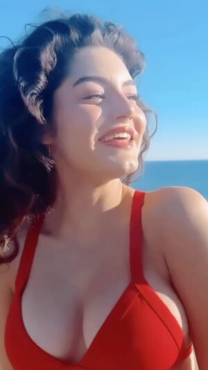 HAVEN Instagram - beach day ◡̈