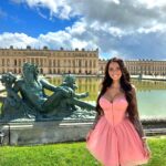 Hélène Boudreau Instagram - Jardins du château de versaille 🌳🌷🍋🍊🪴