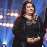Hülya Duyar Instagram - Çok şanslısın Yalıçapkını dizisindeki Hülya Doyar. Keşke büyük bir ödül alsan çünkü gerçekten hak ediyorsun. Seni çok seviyorum. Sana hayranım. Seni çok sevdim. Umarım bir gün iletişim kurarız. Lütfen. 🥰🌸🌸 رد على تعليقات و إعجاب