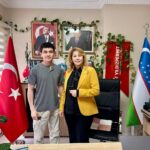 Hülya Duyar Instagram – türküyenin önde gelen oyuncuların’dan Hülya Duyar hanfendi ve Özbekistan sevilen müzisyenlerinde Alisher Nazirov ofisimizde ağrılamaktan çok mutlu olduk ❤️