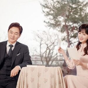 Ha Hee-ra Instagram - 러브레터~
사랑을담아~~

#감사 #은혜 #연극 #러브레터 #정보석 #박혁권 #유선 #하희라 @sucompany_art