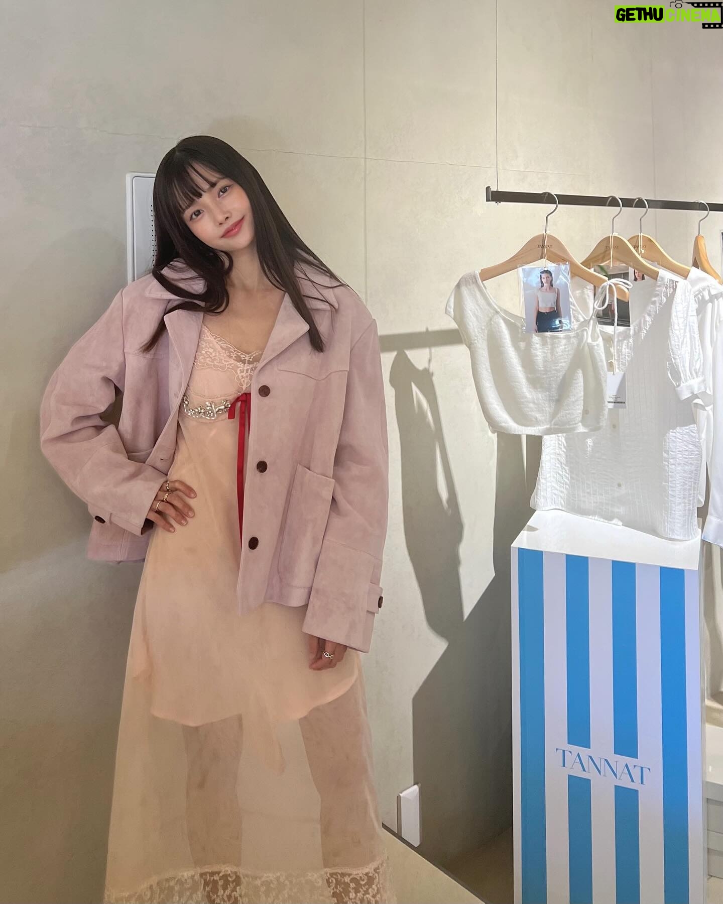 Ha Yeon-soo Instagram - @tannat.kr 今日はタナットのポップアップ2日目! 是非お越しください🩵
