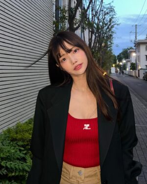 Ha Yeon-soo Instagram - 👻