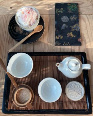 Ha Yeon-soo Instagram - 어느샌가 가을.🍵