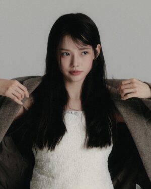 Ha Yeon-soo Instagram - 2024 New profile ✨
Photo @leesoohwan_ 
Make up @aluu_sooji 
Hair @aluu_yelee