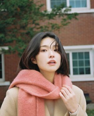Ha Yeong Instagram - @jeonteeny