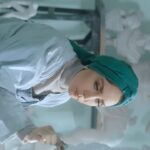 Hadis Fouladvand Instagram - خودت رو به من بسپار … دکتر پوریا افلاکی (جراح و متخصص گوش، حلق و بینیpart5 ارتباط با مطب: 021-88886279 @draflaki.official Special fhanks: @masoudalimohammadii @maryamrahnama_ @mahsatabassom_mua