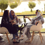 Hadis Fouladvand Instagram - يه قرار كـارى 📝 يه ناهار دوستانه🍝🥙🍕🍔🍹🍽 #حديث_فولادوند