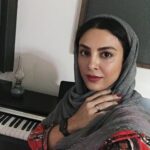 Hadiseh Tehrani Instagram - . . با این همه ای قلب در به در از یاد مبر که ما یعنی من و تو عشق را رعایت کردیم از یاد مبر که ما یعنی من وتو انسان را رعایت کردیم خود اگر شاهکار خدا بود یا نبود... . . #احمد_شاملو 💎🦋 . . #استوديو_آبي #كيان_مقدم #فريد_ابراهيمى #استوديو_آبي #ضبط_ميكس_مسترينگ #آموزش_پيانو #آموزش_گيتار #آموزش_صداسازى_سلفژ_آواز #دوبله #پادكست #نريشن . @cinemadaily #cinematography #cinemanews # #parscinema #cinematography #photography #photo #movies #movie #musicema #ritmeno #idealmusic #tribunehonar #caffecinema #caffecinemacom #salamcinema @salamcinama @cinemanews @cinemanovin @cinemadaily @cinematvnews .