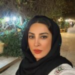Hadiseh Tehrani Instagram - . می‌شناسمت چشم‌های تو میزبان آفتاب صبح سبز باغ‌هاست #شفیعی_کدکني 💫🍀 . @moshir_al_mamalekgardenhotel 🕊️ . #poetry #sun #hotel #memory #art #nostalgia