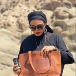 Hadiseh Tehrani Instagram - . @k.h.leather . . تاریخ انجام پروژه ۱۵/۵/۱۴۰۱ Outdoor photo shooting for new brand Luxury handcraft leather design by : @kianmoghadamofficial 📸 : @raminrastad . برند چرم دست دوز کیان مقدم . #چرم #مدل #چرم_طبیعی #مدلینگ #برند #leather #model #brand #handcrafted #leathercraft #hype