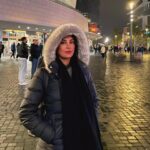 Hadiseh Tehrani Instagram - . با استکان قهوه عوض کن دوات را بنویس توی دفتر من چشم هات را بر روزهای مرده ی تقویم خط بزن! واکن تمام پنجره های حیات را! حالا بایست! دور و برت را نگاه کن تسخیر کرده ای همه ی کاینات را 🦋🦋 . #علیرضا_بدیع . #باران #rain #art #memories #سفر