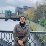 Hadiseh Tehrani Instagram - . این همه واژه و من از سکوت لبریزم حوالی این ساعت‌های بارانی جای زیادی برای رفتن ندارم غیر از آغوش تو یا کوچه پس کوچه‌های این شهر غریب . . #باران #rain #rainbow #berlin #hadisehtehraniofficial #actress