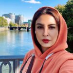 Hadiseh Tehrani Instagram - . هر کجا هستم باشم آسمان مال من است … . ‏#berlin #walking #evening #sky #حدیثه_تهرانی