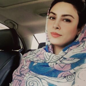 Hadiseh Tehrani Instagram - .
.
يادمان باشد كاري نكنيم كه به قانون زمين بربخورد ....
.
پ.ن: الان تو اين شرايط به چه موزيكايي بيشتر گوش ميدين ؟ رو چه مودي هستين ؟ كلي آهنگ جديد و خاص به هم پيشنهاد كنيد لطفا .
من خودم ، @buikamusic @andreabocelliofficial و @celinedion  رو پيشنهاد مي دم .