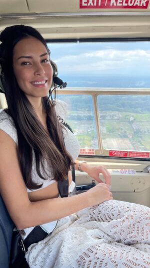 Hagda Prata Instagram - Indo de Ubud a Canggu de helicóptero 🚁 
Foi incrível 🙌🏼 

#bali #indonesia #ubud #canggu