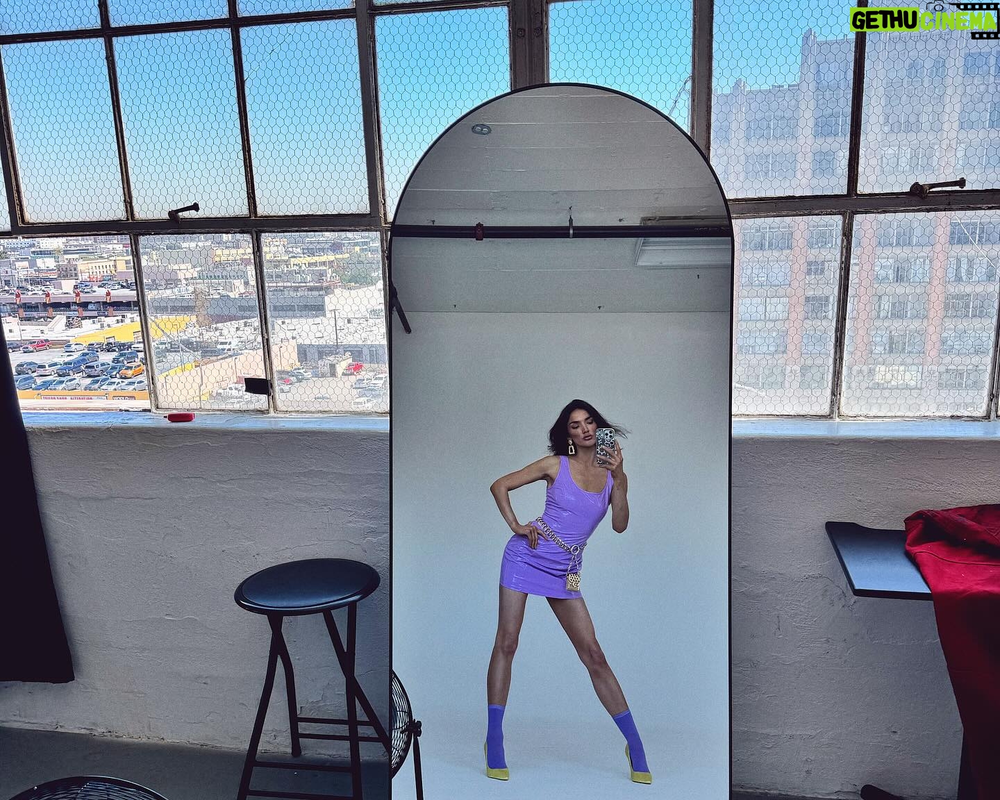 Hailee Keanna Lautenbach Instagram - Social Media Kills πͺβ¨π yay new piece for @galore ! We embodied the 90s Versace campaigns ~~ TASTE THE SEMI RAINBOW @savannarruedy I dare you to watch Model House! ππ©΅ππ #90sfashion #90sversace