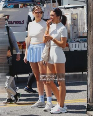 Hailee Keanna Lautenbach Instagram - Sorry sorry all the @modelhousemovie buzz has gone to my head 🫶🏼🪄 💁🏻‍♀️ jk - been a Getty girl but not a STUDIO CITY FARMERS MARKET Getty girl, see last pic where I was wrongly named circa 2018 (shout out Nolan hi Nolan) Cute day with sis!!! (These Nike initiator shoes are the new Monarch Dad shoes) (abbey and I got Classpass can u even TELL)