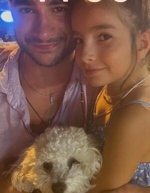 Hale Caneroğlu Instagram - Canım kızım @aryafidanoglu Varlığına duyduğum minnet ve şükürün tarifi yok! Senin annen olmak çok eğlenceli 🥰😂 Rabbim tüm kız çocuklarımızı korusun🧿❤️ #dünyakızçocuklarıgünü