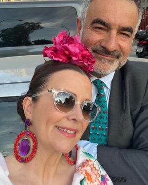 Hale Caneroğlu Instagram - 2024 Sevilla Festivali #dump #tbt #feriasevilla24 #halecaneroğlu #flamenko

Photos by cnm aşkım@ozgurfidanoglu
En sondaki fotoğraftaki yakışıklı ise bizim ailenin eeeen yakışıklısıııı! Ay galiba kendisini çok seviyore @armanfidan