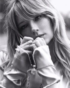 Haley Bennett Instagram - 