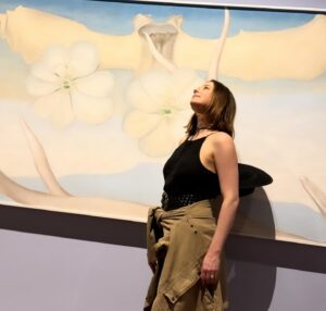 Haley Bennett Instagram - Happy 
Mother 
Just me and my child 
who I love more than anything 
a love that has cracked me 
open, opened my eyes and 
saved me 1000x over 
I will spend the rest of my life trying to give to her as much as she has given to me. Beyond. Beyond. Beyond.