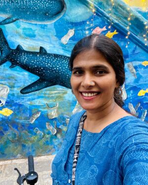 Halitha Shameem Instagram - The gal with the rented bicycle.