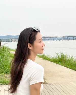 Han Geu-ru Instagram - 어제 

☀️🌥️☁️☔️