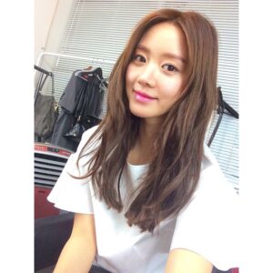 Han Geu-ru Instagram - 광고 촬영⭐️