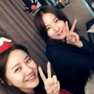 Han Geu-ru Instagram - 미리크리스마스♥