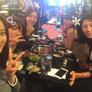 Han Geu-ru Instagram - #진짜사나이#여군특집3기 
이렇게 모이니까 너무좋구만요❤️
스케줄때문에 함께하지못한 멤버들 보고싶습니당🎀

포토샵 by. #한채아
#언니나도꽃달아주세요 😳ㅋㅋㅋㅋㅋㅋㅋ