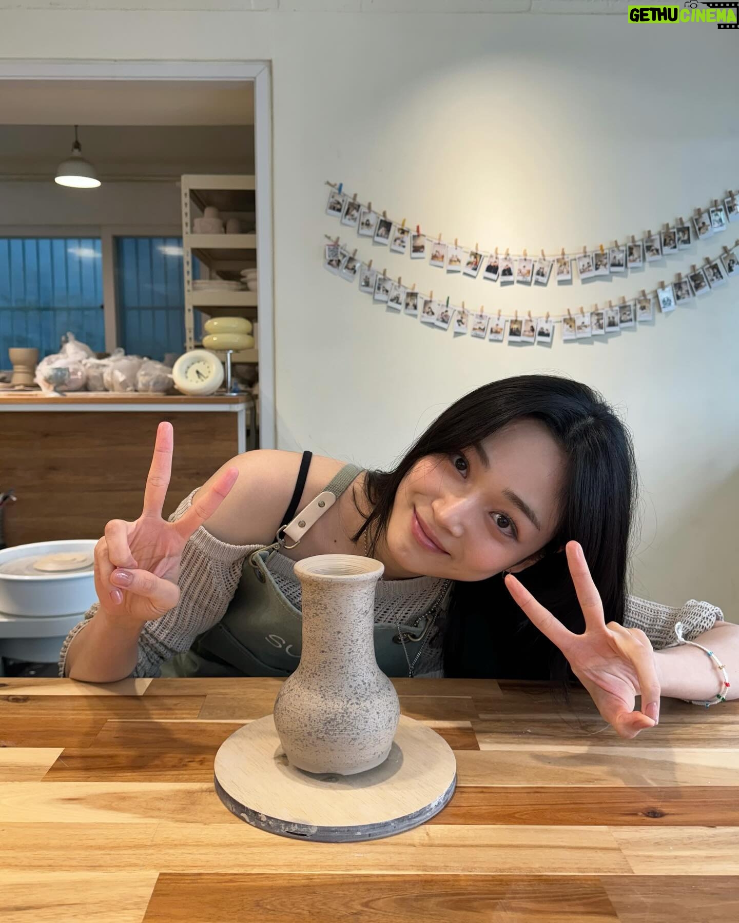 Han Jae-in - 9K Likes - 빙글빙글 돌아가는💭🤍