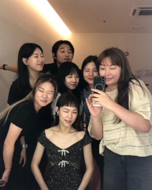 Han Yeri Instagram - 오늘밤 8시 SNL출격!! 쿠팡플레이에서 만나요🔥🔥🔥 #SNL코리아#쿠팡플레이