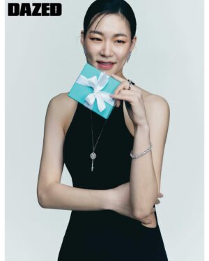 Han Yeri Instagram - @dazedkorea @tiffanyandco #LoveYourMothers