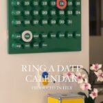 Han Bo-reum Instagram - #만년달력 #보룸밍 Calendar는 1970년 이태리의 조르지오 델라 베파(Giorgio Della Beffa)가 디자인한 Ring a Date Perpetual Calendar에서 처음 시작된 제품입니다. 유로웨이는 1970년부터 수십 년 동안 특유의 시그니처 디자인을 고집하여 출시하였습니다. 세 개의 링을 해당 날짜에 걸어주는 방식의 만년 달력으로 해를 거듭하며 지속적으로 사용할 수 있습니다.