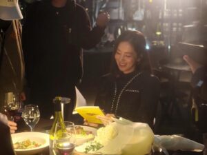 Han Chae-a Instagram - 현장. 📷 #멱살한번잡힙시다 #유윤영