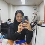 Han Chae-a Instagram - 주말촬영.. 집에 가고 싶다가도 안 가고 싶다가 막 그러네 ☺︎☺︎☺︎ 우리 토끼들 뒤에서 뭐해??ㆅㆅㆅㆅ ☝🏻새해 계획 중 하나~!! 뭐라도 피드 많이 올리기 ☝🏻