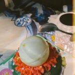 Han Chae-a Instagram - 어제의해방촌 🎂🍩🎄🎁