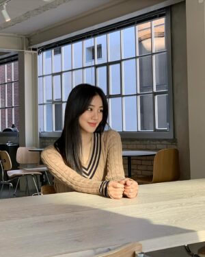 Han Ji-eun Instagram - 가을🍂