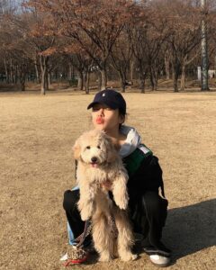Han Ji-eun Instagram - with moro🤎
